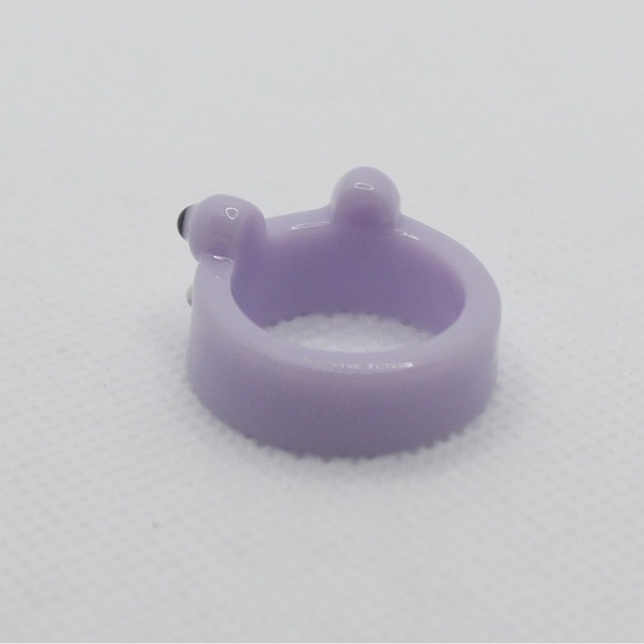 🌸 3/$15 Acrylic Pastel Lavender Frog Ring - Picture 5 of 5